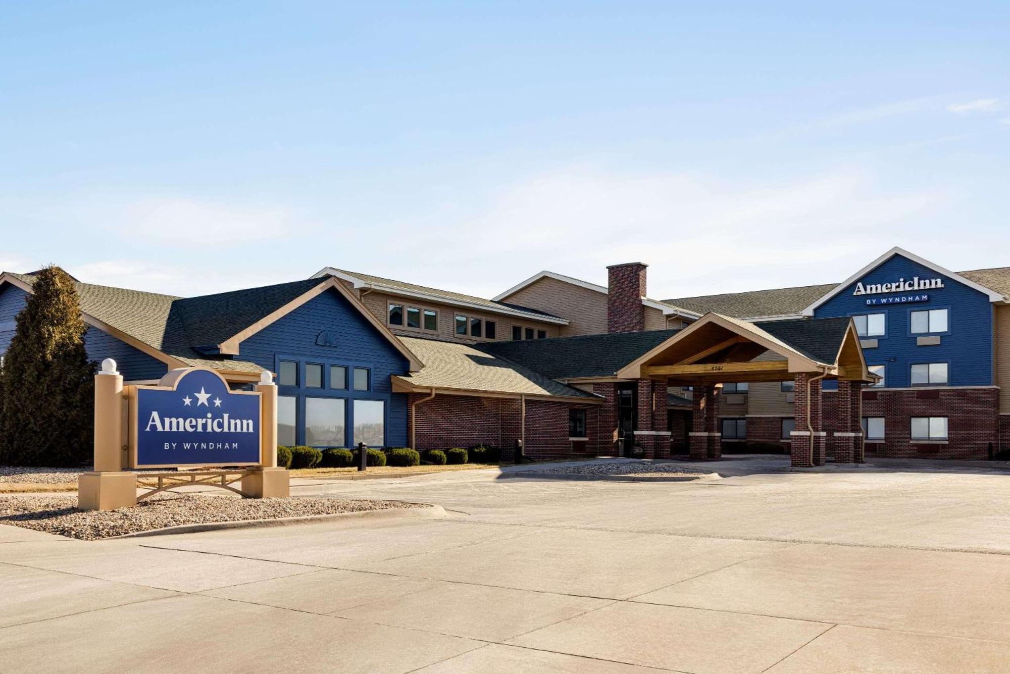 Americinn By Wyndham Lincoln South Eksteriør billede